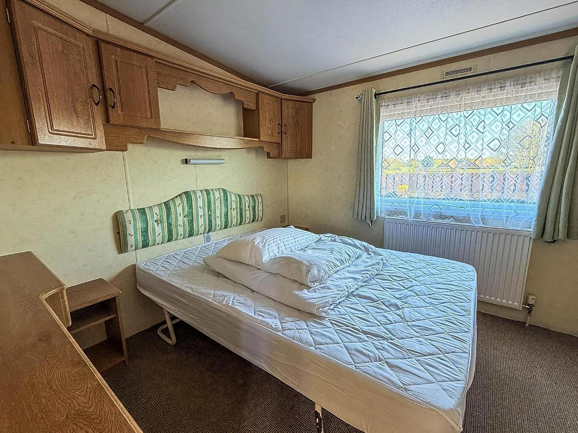 6 Berth Caravan By The Beach In Hunstanton In Norfolk, Pets Welcome Ref 13009L Eksteriør billede