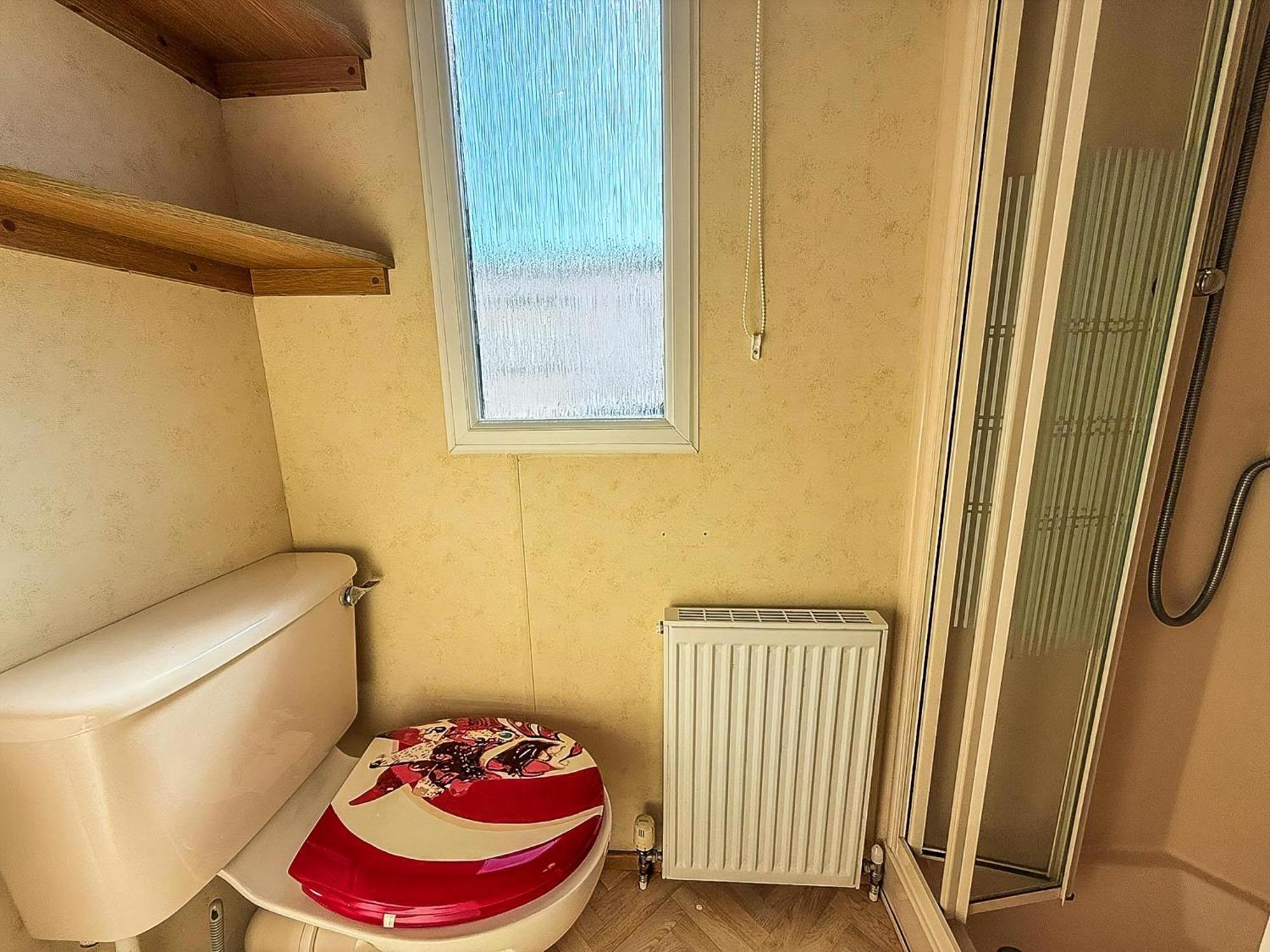6 Berth Caravan By The Beach In Hunstanton In Norfolk, Pets Welcome Ref 13009L Eksteriør billede